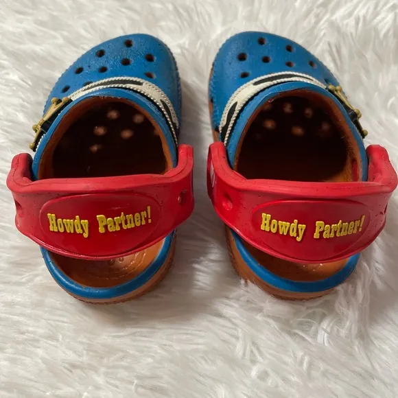 Crocs Toddler Unisex 4 Pixar Howdy Partner Woody Clog Toy Story Shoes Disney