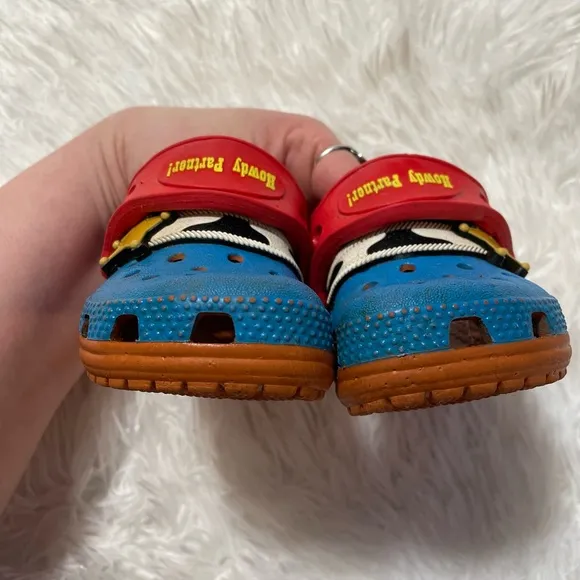 Crocs Toddler Unisex 4 Pixar Howdy Partner Woody Clog Toy Story Shoes Disney