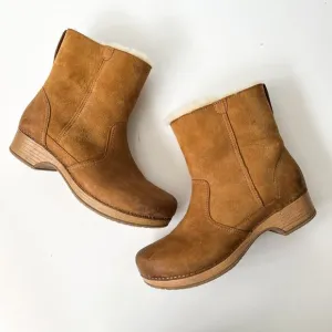 Dansko Bettie Shearling Boots Clogs Ankle Booties Nubuck Size 38 / 7.5-8