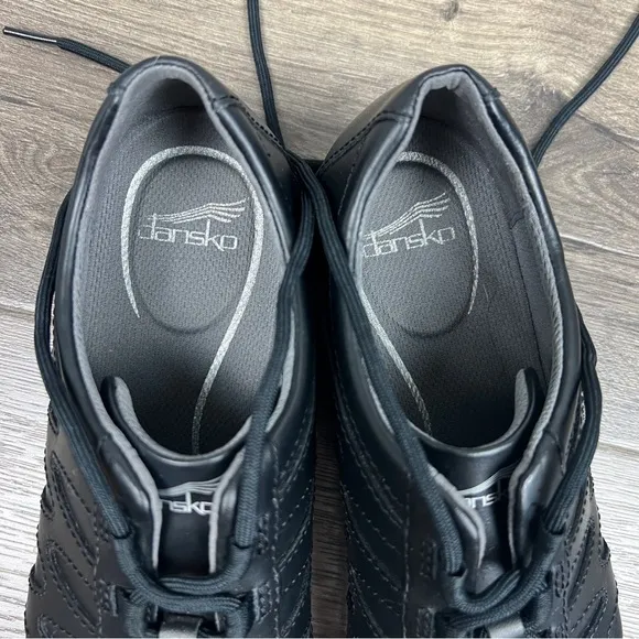 Dansko Neena Leather Shoes, Black 39 - Women's, Slip Resistant, EUC, Work Shoe