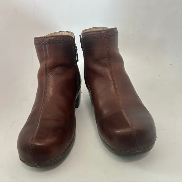 DANSKO Y2K Scout Leather Ankle Booties Brown Size 38 7.5-8