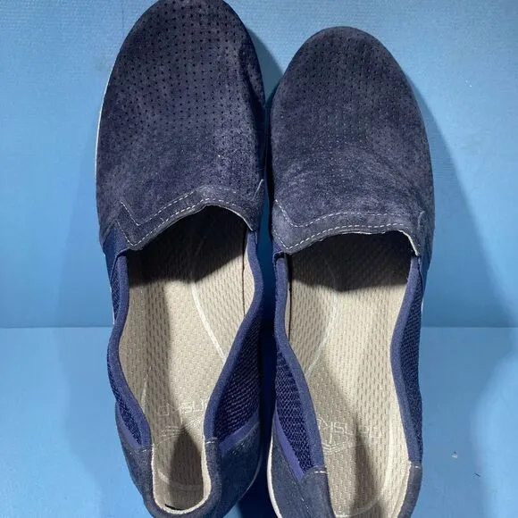 Dansko Women's Halle Navy Suede Slip On Shoes Size 39-8,5-9US Lightweight