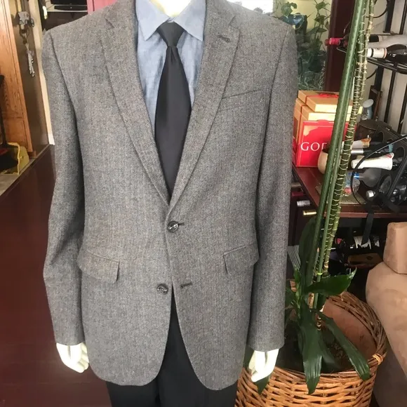Designer sports jacket by Cedar Wood State / Tailored fit.