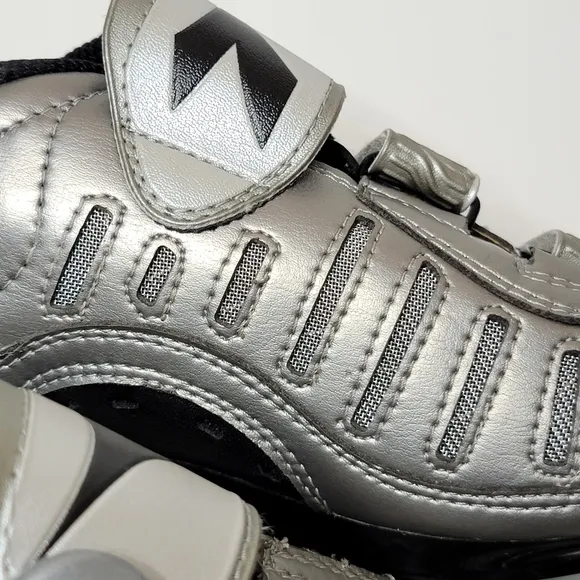 DIADORA Cycling shoes Size 39.5
