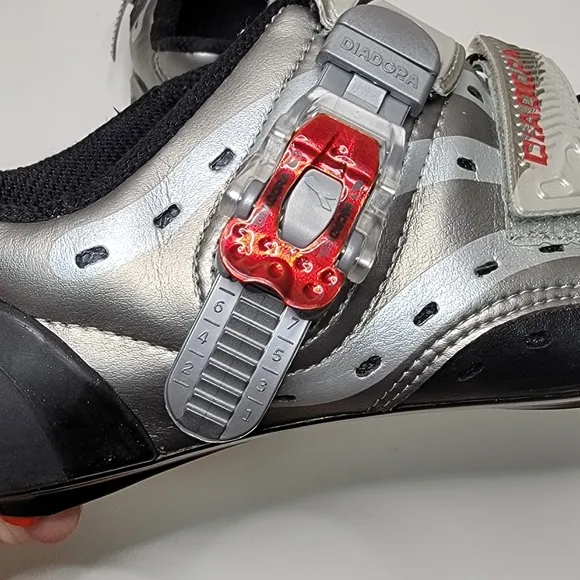 DIADORA Cycling shoes Size 39.5