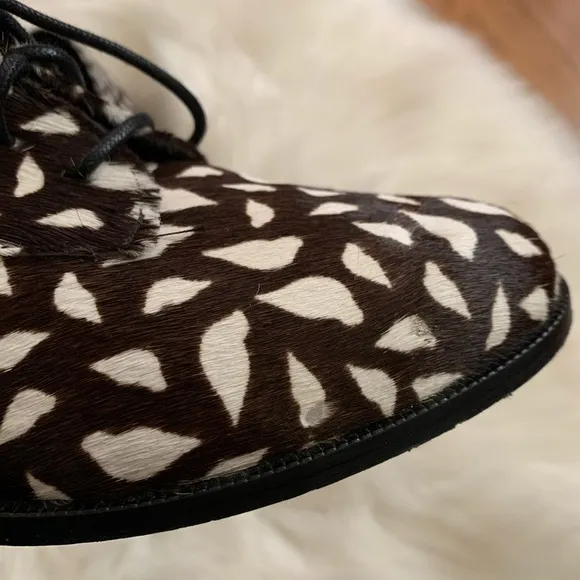 Diane Von Furstenberg Calf Oxford lace up flat Shoes Sz 5 1/2