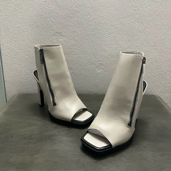 DKNY Malia Shooties Women's Size 9 Ivory Leather Neutral Classic Designer Preppy