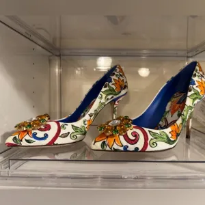 Dolce and gabbana size 38