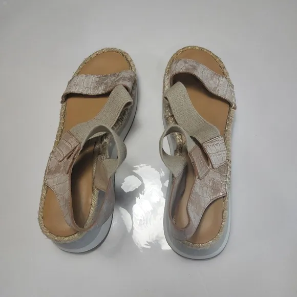 Donald Pliner Espardrilles Size 10M