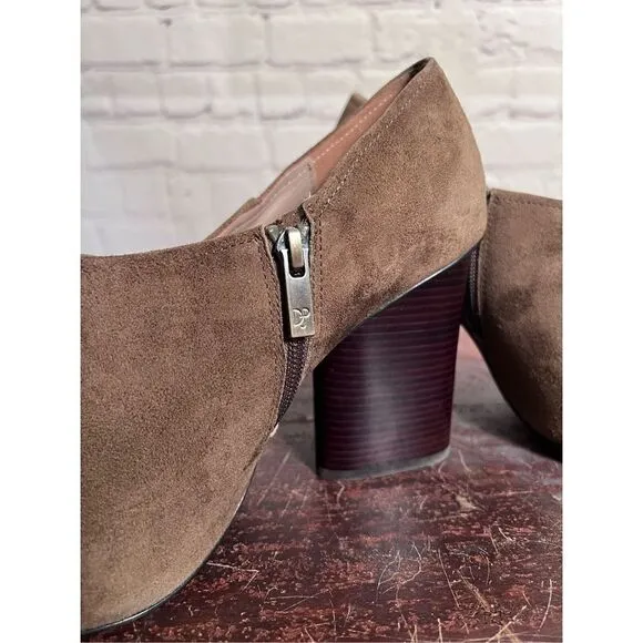 Donald Pliner suede Kerie ankle booties SZ 11