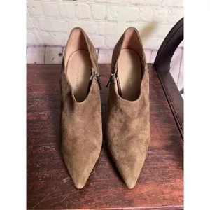 Donald Pliner suede Kerie ankle booties SZ 11