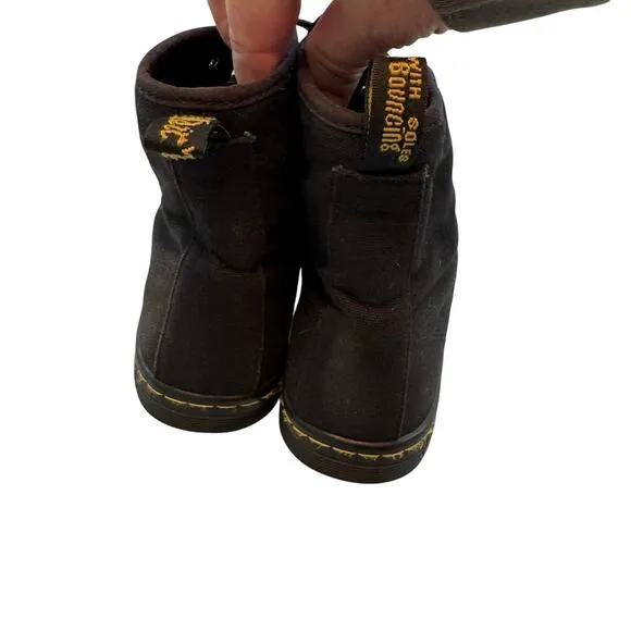 Dr. Marten Shoreditch Canvas Hightop shoes