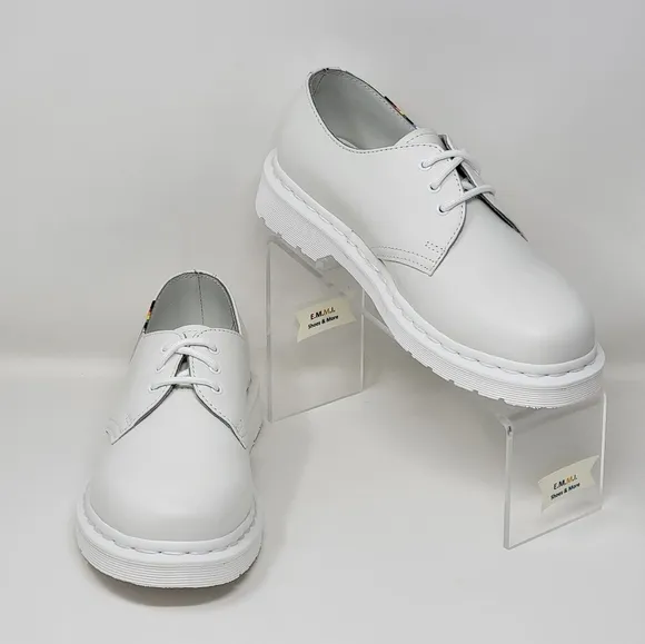 Dr Martens 27522 White Smooth Leather Pride Oxford Shoes Men Sz 6/Wnms Sz 7 New