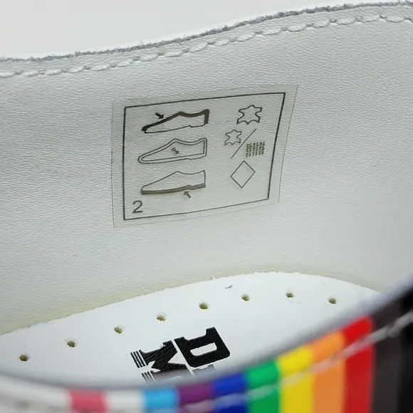 Dr Martens 27522 White Smooth Leather Pride Oxford Shoes Men Sz 6/Wnms Sz 7 New