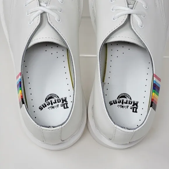 Dr Martens 27522 White Smooth Leather Pride Oxford Shoes Men Sz 6/Wnms Sz 7 New