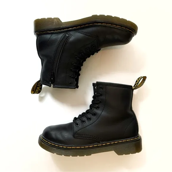DR MARTENS KIDS BLACK LEATHER 1460 J LACE UP ANKLE BOOTS