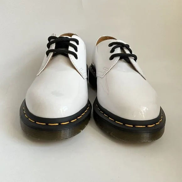 Dr. Martens Oxfords Women Size 6M White 26754 Patent Leather 3 Eye Lace-up