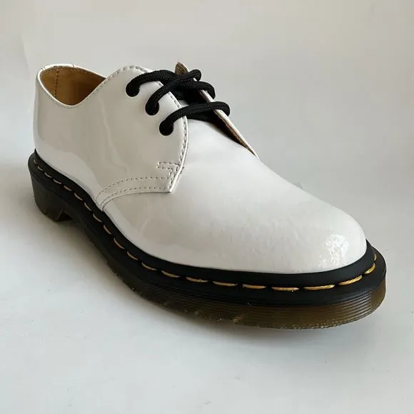 Dr. Martens Oxfords Women Size 6M White 26754 Patent Leather 3 Eye Lace-up