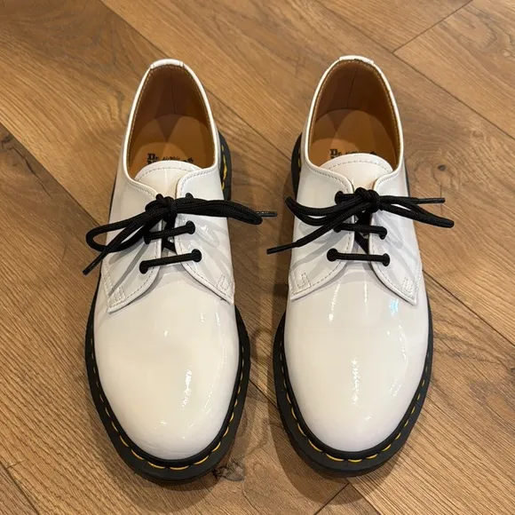 Dr. Martens Women’s 1461 Patent Leather Oxford Shoes White The Original Size 8