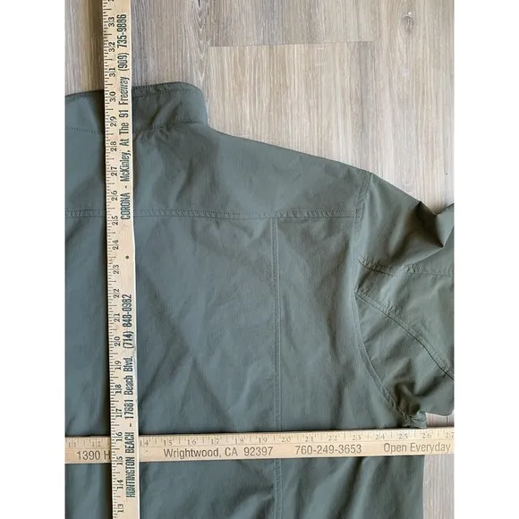 Duluth Trading Men’s Negotiator Rain Jacket (Size XL, Olive/Khaki) EUC