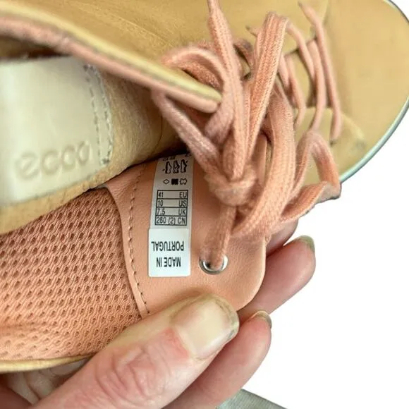 Ecco Ladies Golf Soft High-top Hydromax Spikeless Leather Shoes Tan Size 41/10