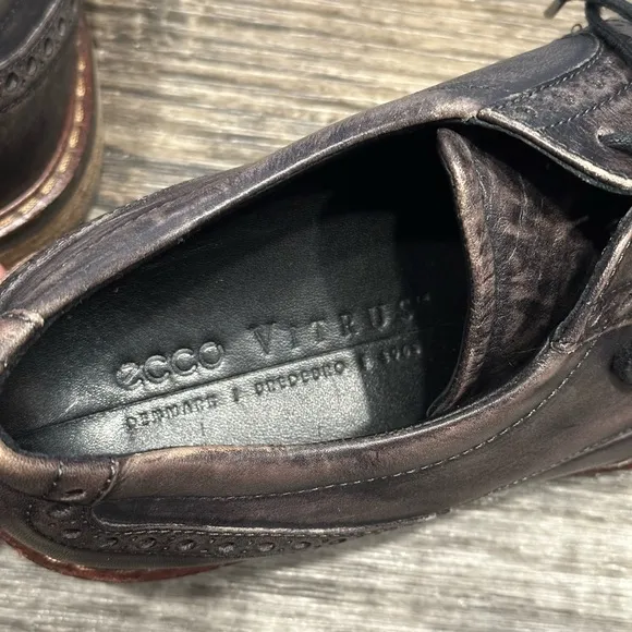 Ecco Vitrus Wing Tip Oxford Leather Dress Shoes in Moonless Brown/Gray Size 9