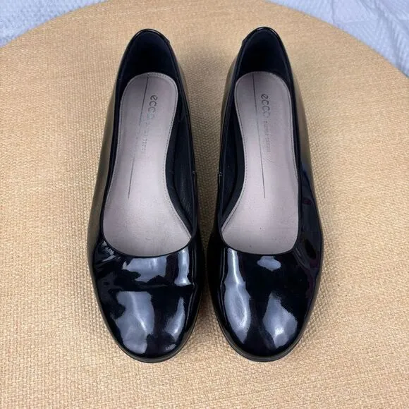 Ecco | Women’s Black Patent Leather Ballerina Flat Shoes | Size 6-6.5