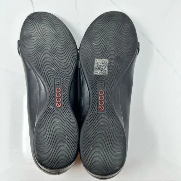 Ecco Mary Janes- Size 10