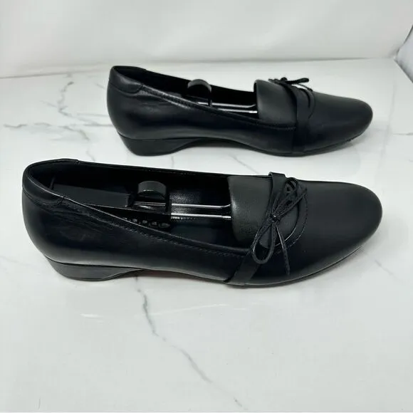 Ecco Mary Janes- Size 10