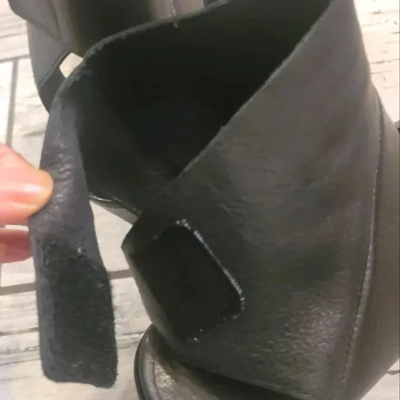 EILEEN FISHER Arts ankle cuff black leather stacked heel sandals shoes Wmn's 8.5