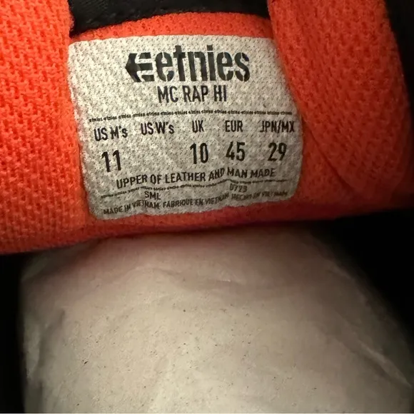 Etnies Black and Orange Athletic Shoes