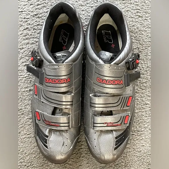 EUC-DIADORA D-SKIN TECH BIKING/CYCLING SHOES! Size 12.5. Silver, Black, Red.