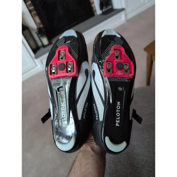 EUC Peloton cycling bike shoes with look delta cleats EU 44 US men's 10.5
