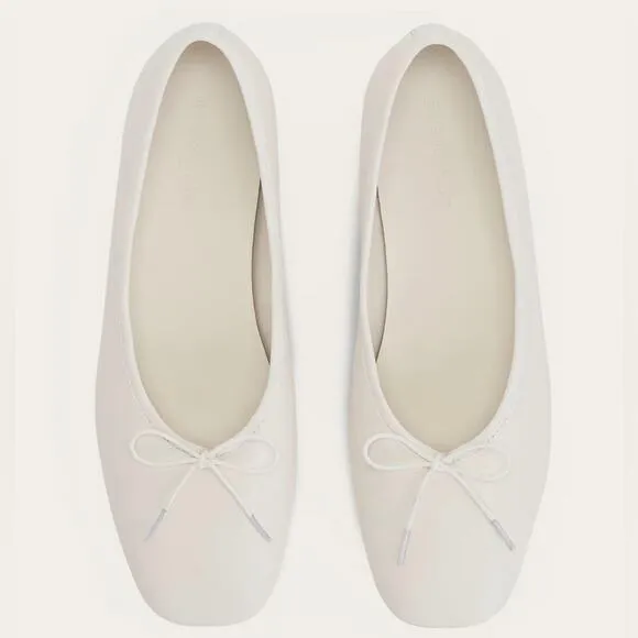 EVERLANE The Italian Leather Day Ballet Flat in White Slip On Bow Toe Size 9 NEW