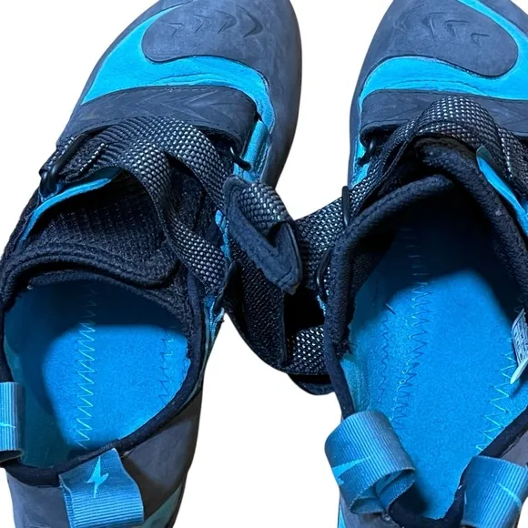 Evolv Blue Gray Climbing Shoes Kira Trax Rubber Performance Sneakers Mountain