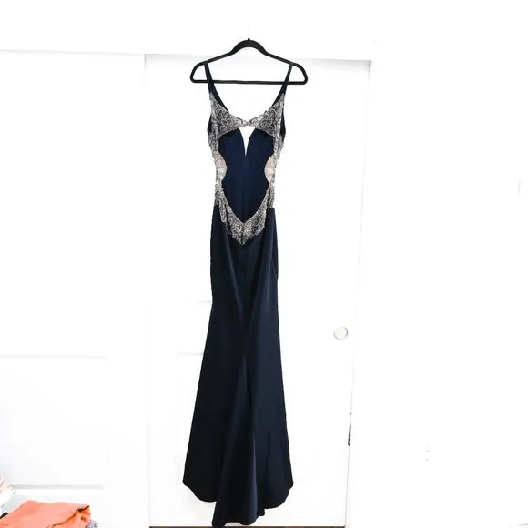 Faviana Size 6 Long Fitted Dress With Beading At Side Waist And Open Back