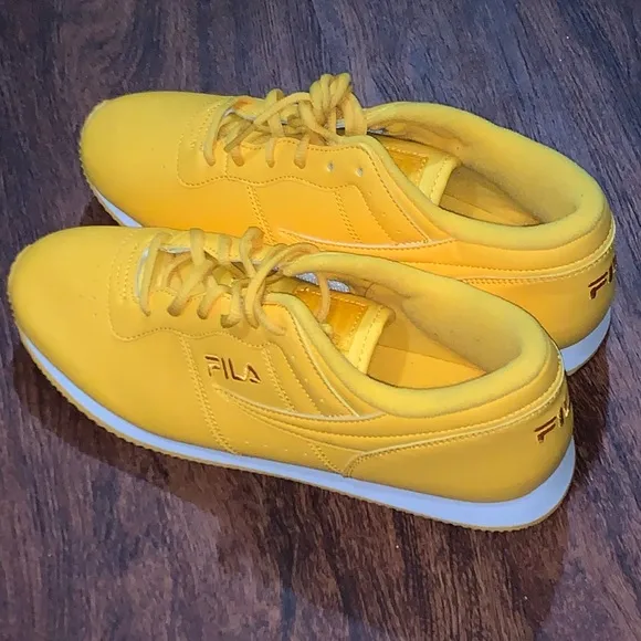 Fila size 9.5 men
