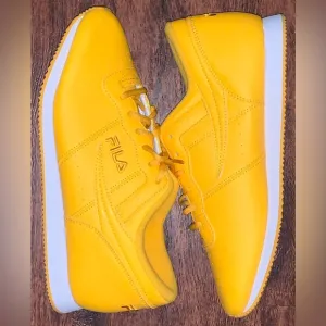 Fila size 9.5