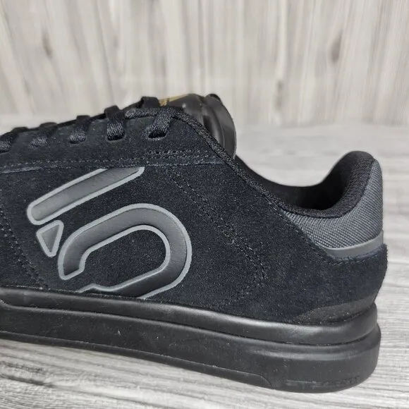 Five Ten Sleuth Dlx Black/Grey Six/Matte Gold - Men's Size 8