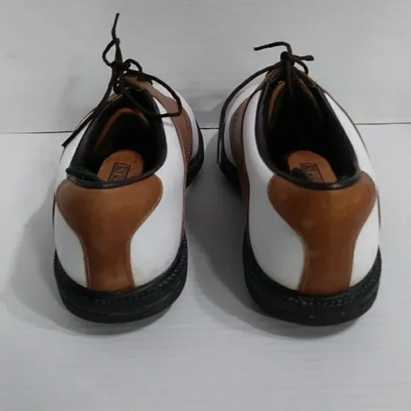 FootJoy Men's Golf Shoes White &amp; Brown Size 10 With Cedar Shoe Stretchers