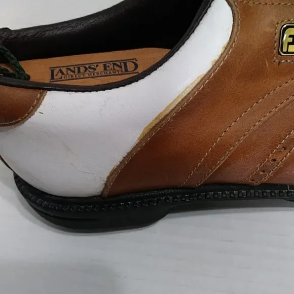 FootJoy Men's Golf Shoes White &amp; Brown Size 10 With Cedar Shoe Stretchers