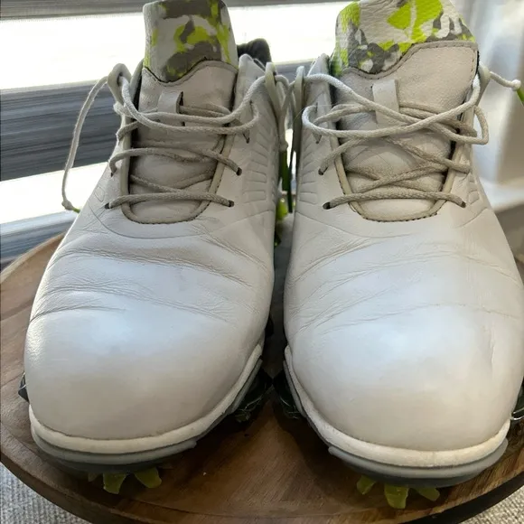 FootJoy  TOUR-S golf shoes size 8.5 White and Green. Men’s