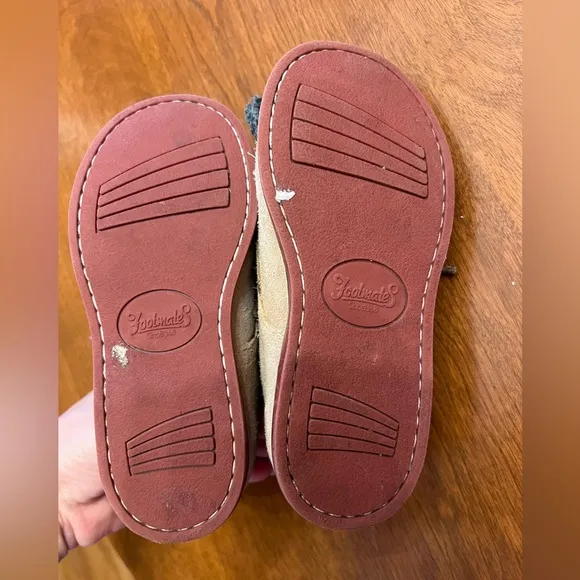 Footmates Bucky Oxford dirty buck suede gender neutral size toddler 9 EUC