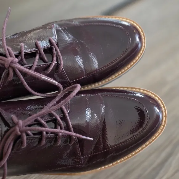 Franco Sarto Charles Burgundy Faux Patent Lug Sole Oxford Shoes, Size 8