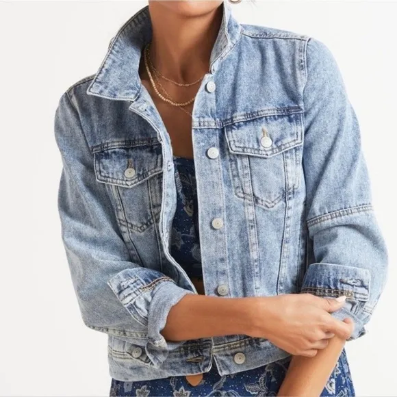 Free People NWOT Rumors Denim jacket indigo blue sz small 18” p2p