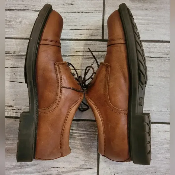 FRYE Men's 9.5 cognac brown leather lace-up oxfords shoes preppy business casual