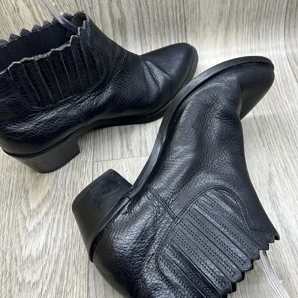 GABRIELLA BLACK WESTERN CHELSEA ANKLE BOOTIES