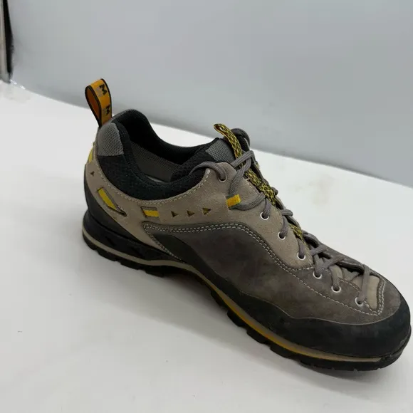 Garmont Dragontail Mens 9 Goretex Hiking Shoes Approach Mountaineer Trekking Low