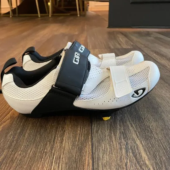 Giro Inciter Tri Mens Cycling Shoe White Black Size Mens Size 42/US 9 Biking