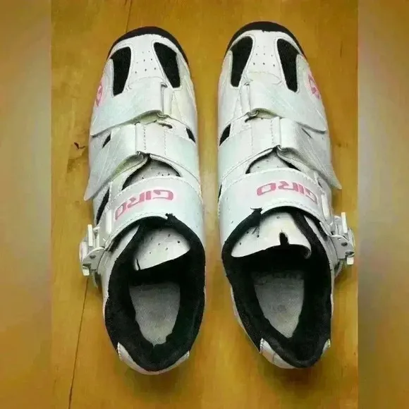 Giro Manta Cycling Shoes EU 42 US 9.75